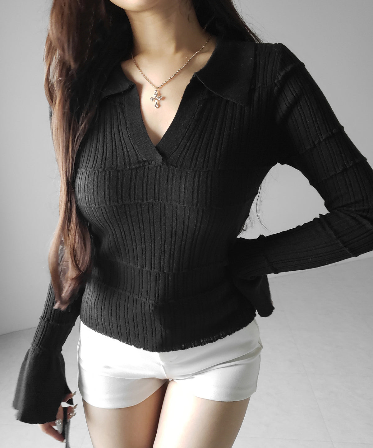 スキッパーネックスリムリブニットトップス ／ skipper neck slim rib knit tops
