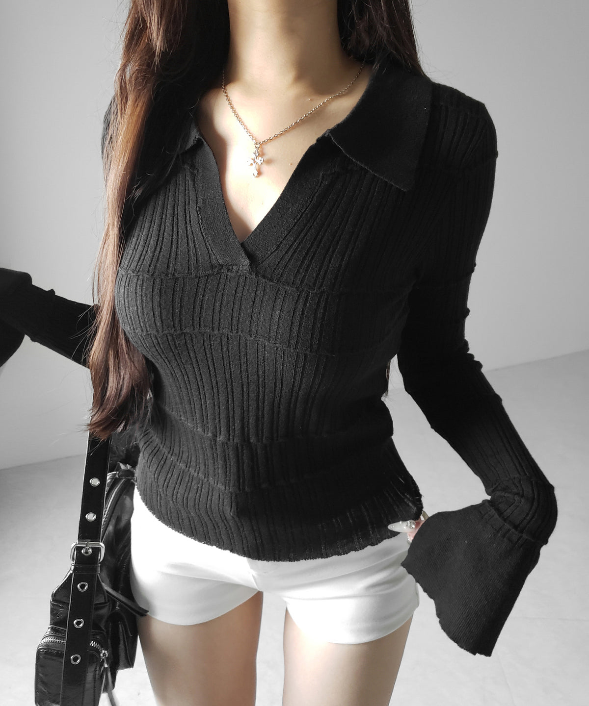スキッパーネックスリムリブニットトップス ／ skipper neck slim rib knit tops