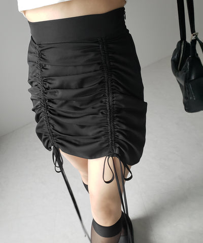 【 インパン裏地付 ／ セルフカット調節可能 】 ストラップダブルリボンシャーリングミニスカート ／ strap double ribbon shirring mini skirt