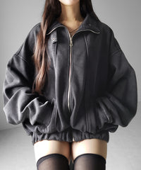 FREE / BLACK