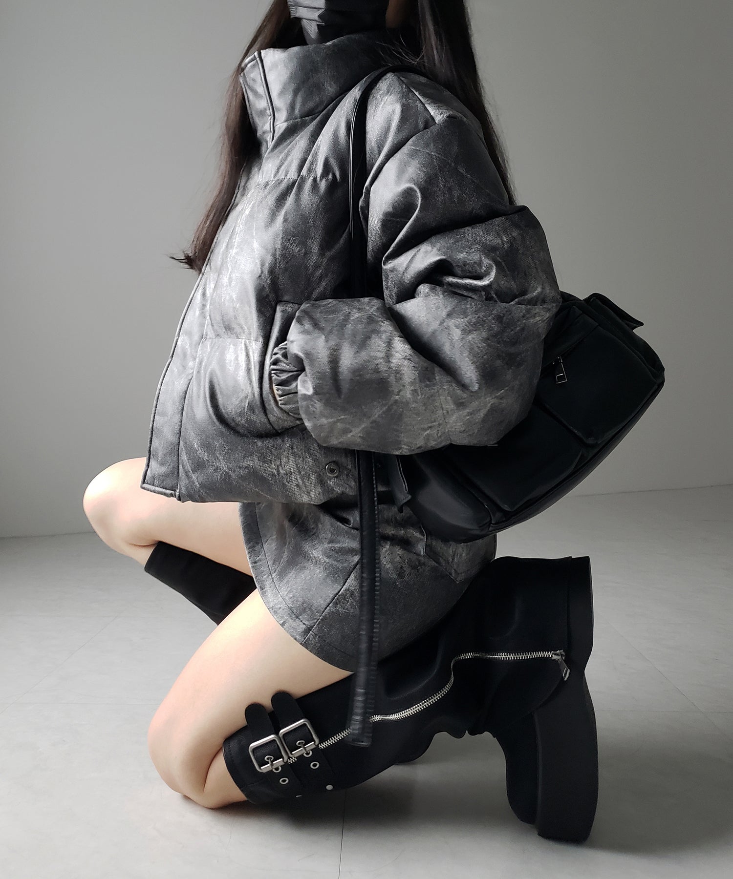 【 セットアップ着用可能 】ヴィンテージライクフェイクレザーショートダウンジャケット ／ vintage like fake leather short down jacket