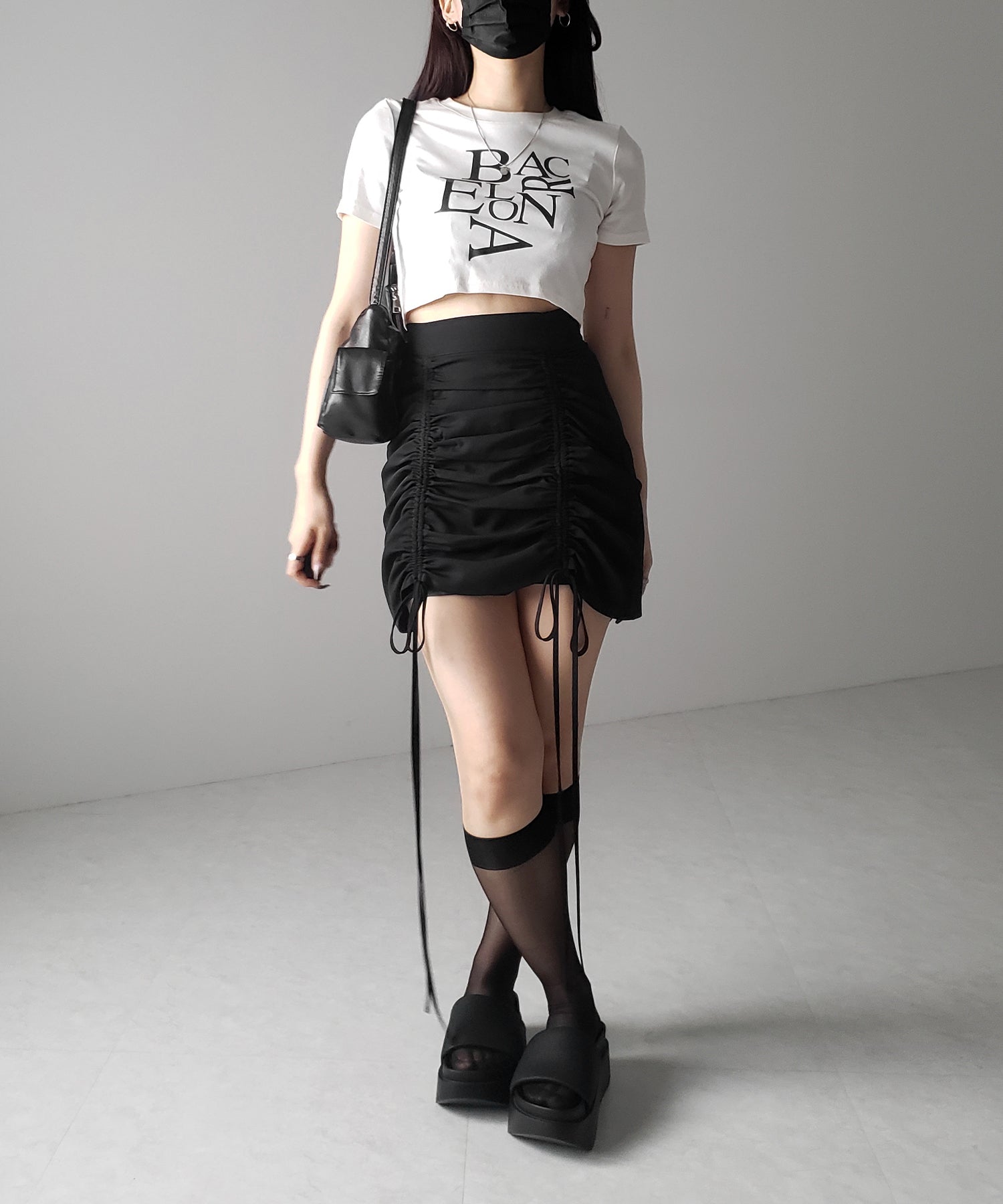 【 インパン裏地付 ／ セルフカット調節可能 】 ストラップダブルリボンシャーリングミニスカート ／ strap double ribbon shirring mini skirt