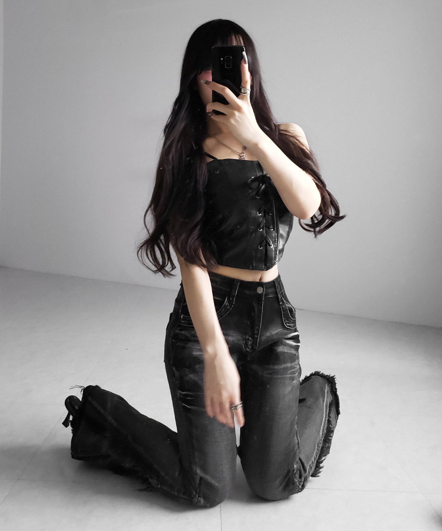 レースアップフロントリボンフェイクレザービスチェ ／ lace up front ribbon fake leather bustier