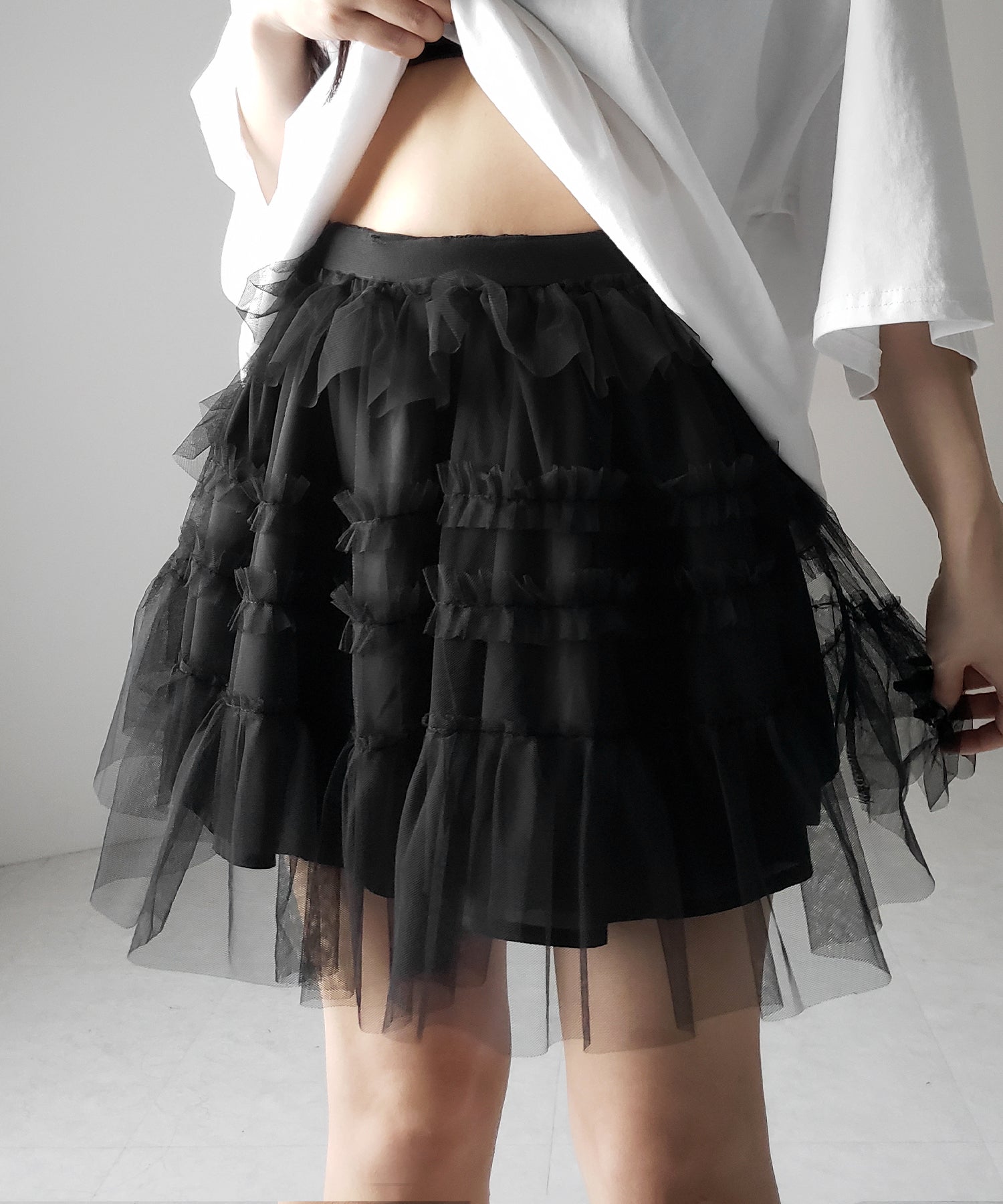 【 ２color 】シースルーフリルボリュームチュールミニスカート ／ see-through frill volum tulle mini skirt