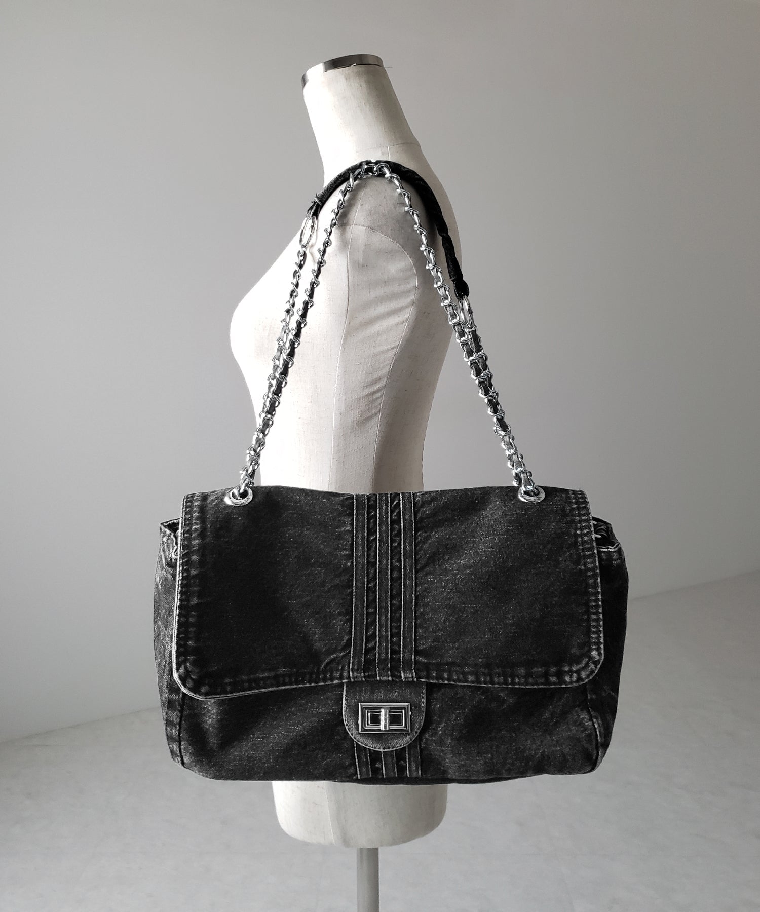 【 ２color 】センターラインウォッシュデニムショルダーバッグ ／ centerline washed denim shoulder bag