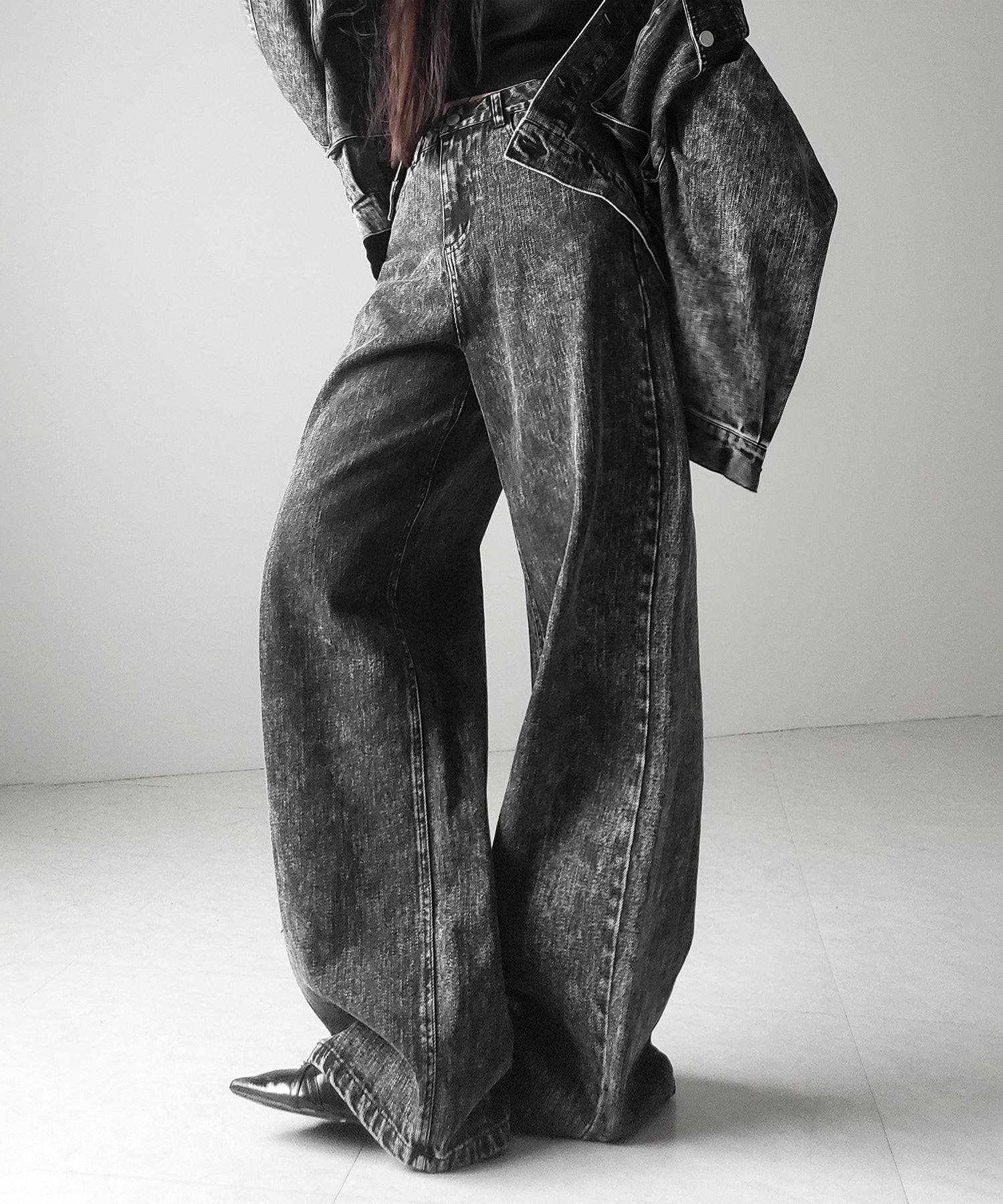 【 セットアップ着用可能 】ヴィンテージケミカルブリーチストレートワイドデニム ／ vintage chemical bleach straight wide denim