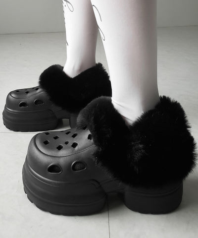 フェイクファー厚底クロッグサンダル ／ Fake fur platform clog sandals