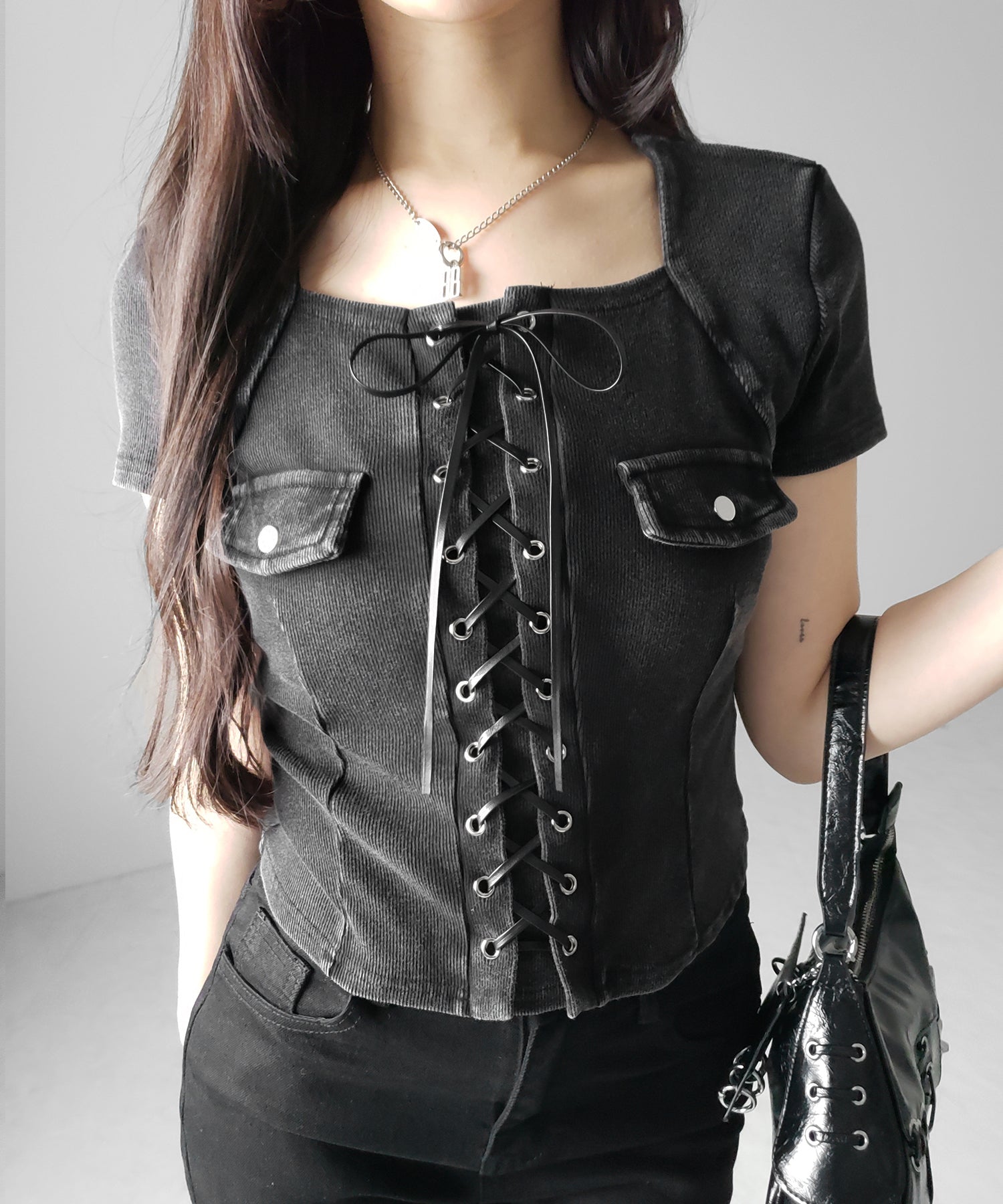 ヴィンテージレースアップスクエア半袖Ｔシャツ ／ vintage laceup square T-shirts