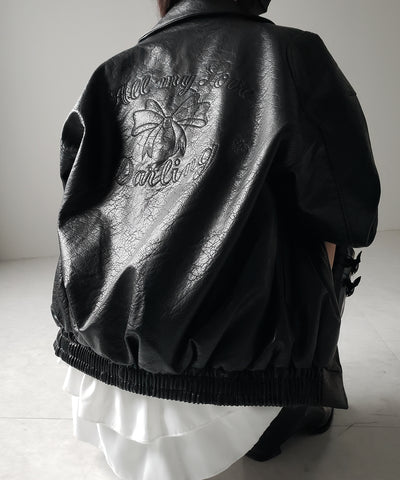 【 ２color 】バックリボン刺繍ヴィンテージライクフェイクレザーブルゾン ／ back ribbon vintage like fake leather blouson