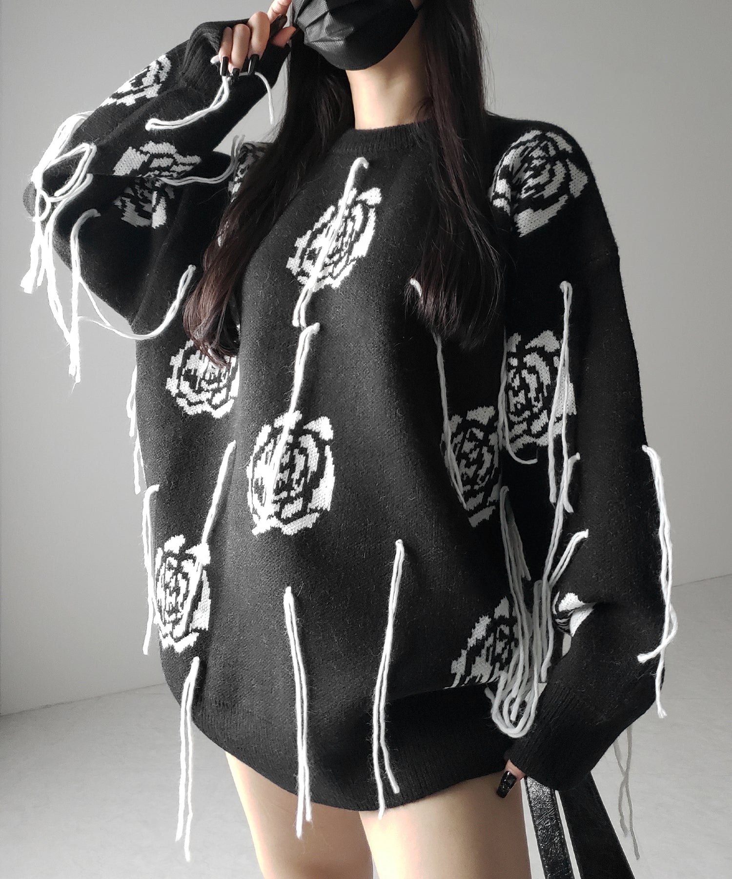 バラジャガードフリンジビッグシルエットニット ／ rose jacquard fringe big silhouette knit