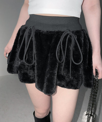 【 インパン裏地付き 】ポンポン付ファーフレアミニスカート ／ ponpon fur flare mini skirt