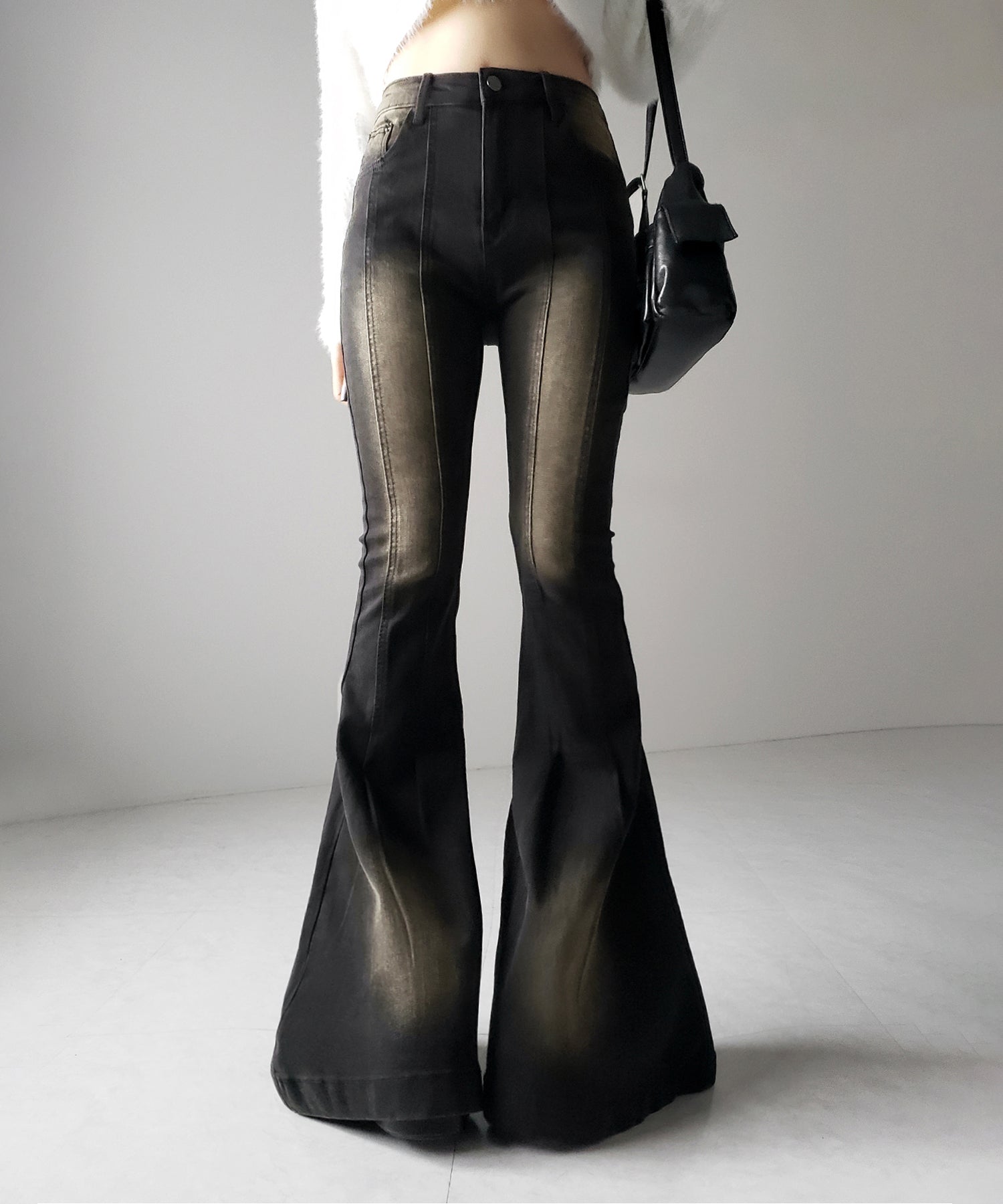 【４size 】ヴィンテージライクストレッチブラックフレアデニム ／ vintage like stretch black flare denim
