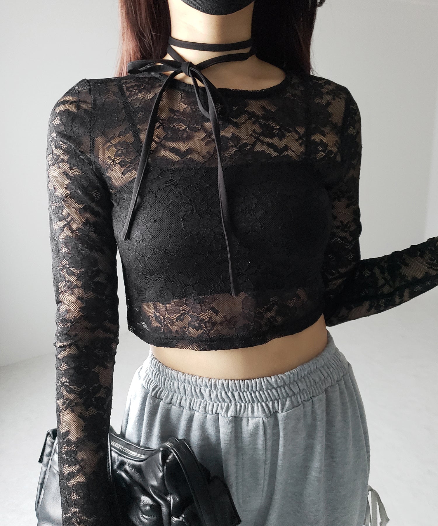 【 ２color 】ストラップリボンショートレーストップス ／ strap ribbon short lace tops