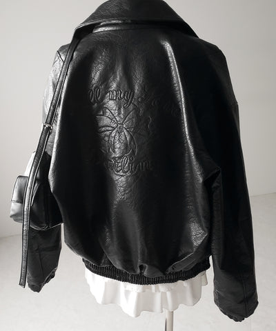 【 ２color 】バックリボン刺繍ヴィンテージライクフェイクレザーブルゾン ／ back ribbon vintage like fake leather blouson