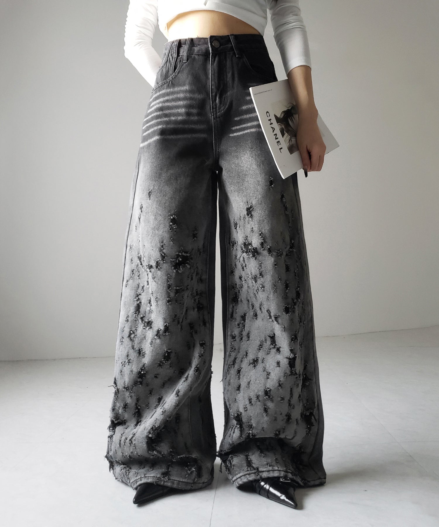 【 ２color ／ ４size 】グラデーションクラッシュダメージワイドデニムパンツ ／ gradation crash damage wide denim pants