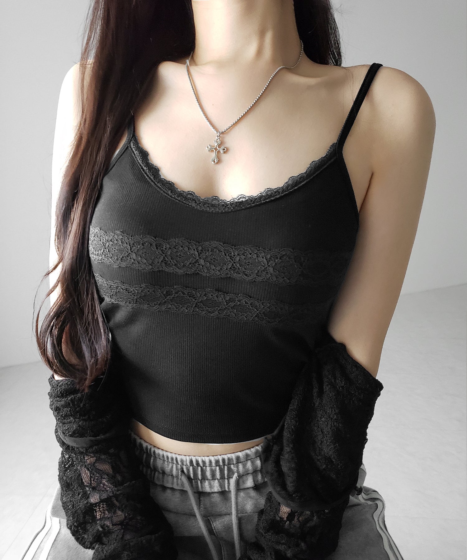 【 ３color 】ダブルレース切替リブキャミソール ／ double lace switching ribbed camisole