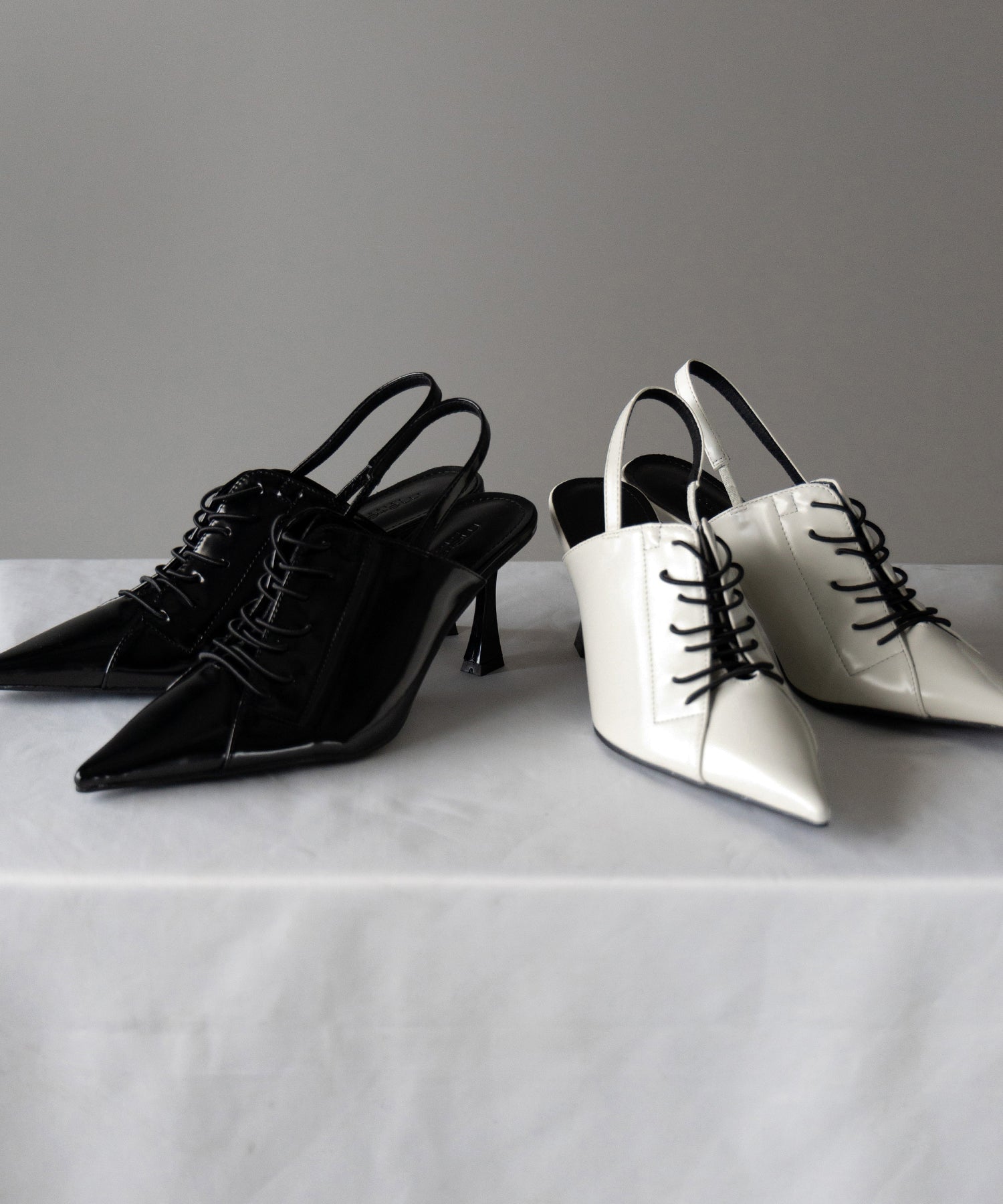 【 ３color 】ポインテッドトゥレースアップスニーカーミュール ／ pointed toe lace up sneaker mules