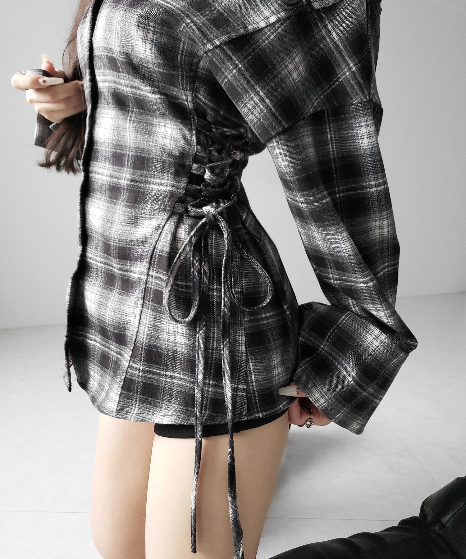 レースアップリボンスリムラインチェックネルシャツ ／ lace up ribbon slim line check flannel shirt