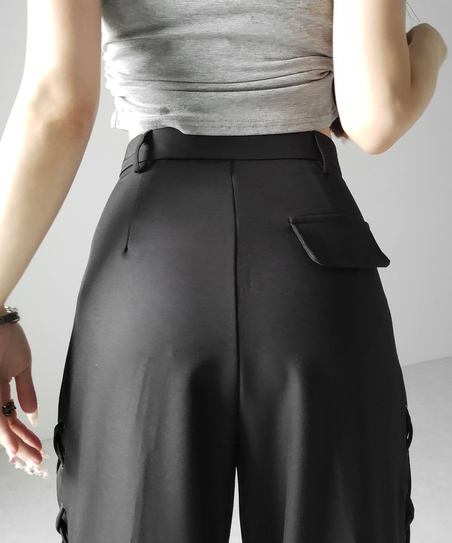 レースアップダブルタックワイドスラックス ／ laceup double tack wide slacks