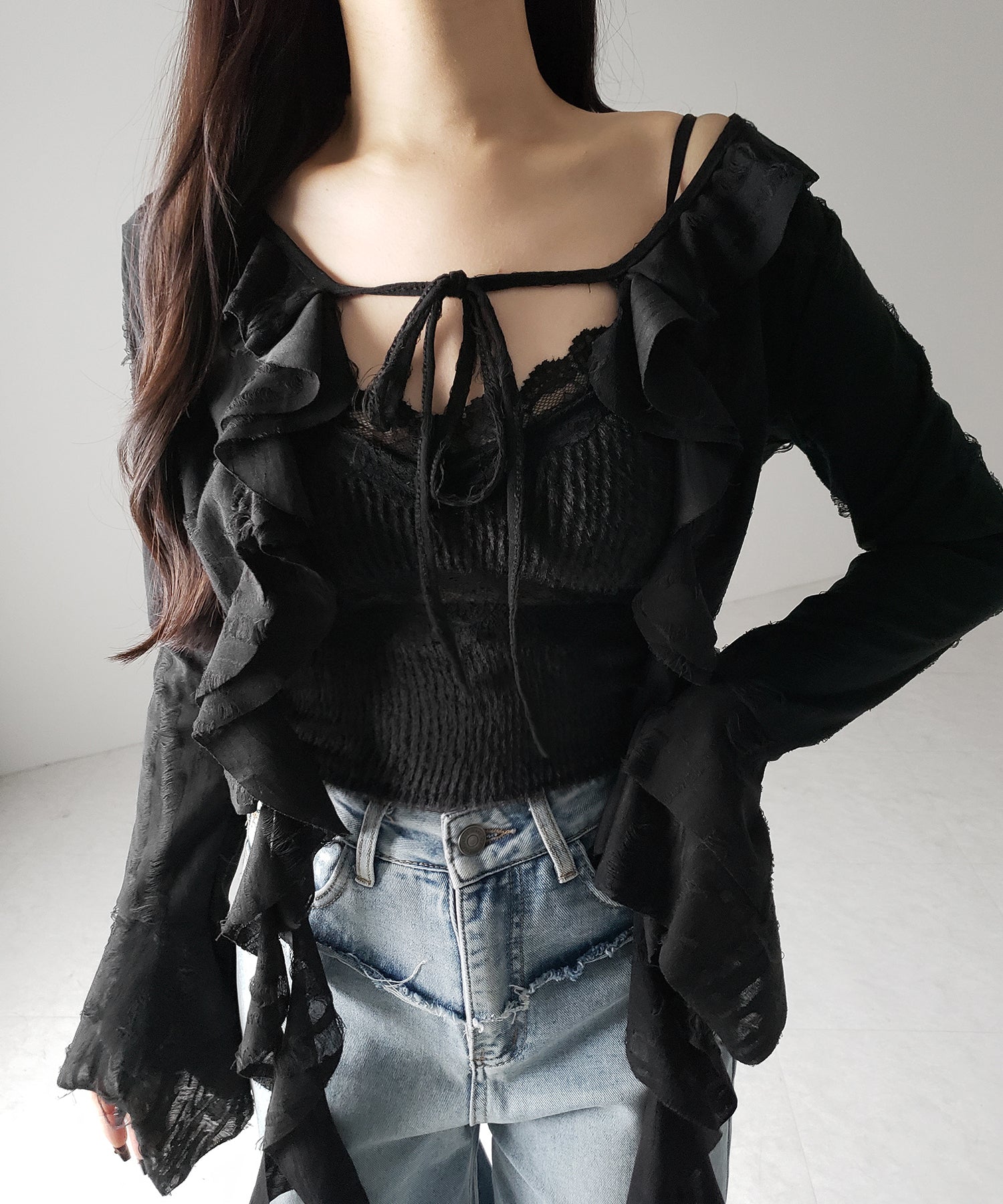 【 ２color 】ダメージフリルショートリボンカーディガン ／ damage frill short ribbon cardigan