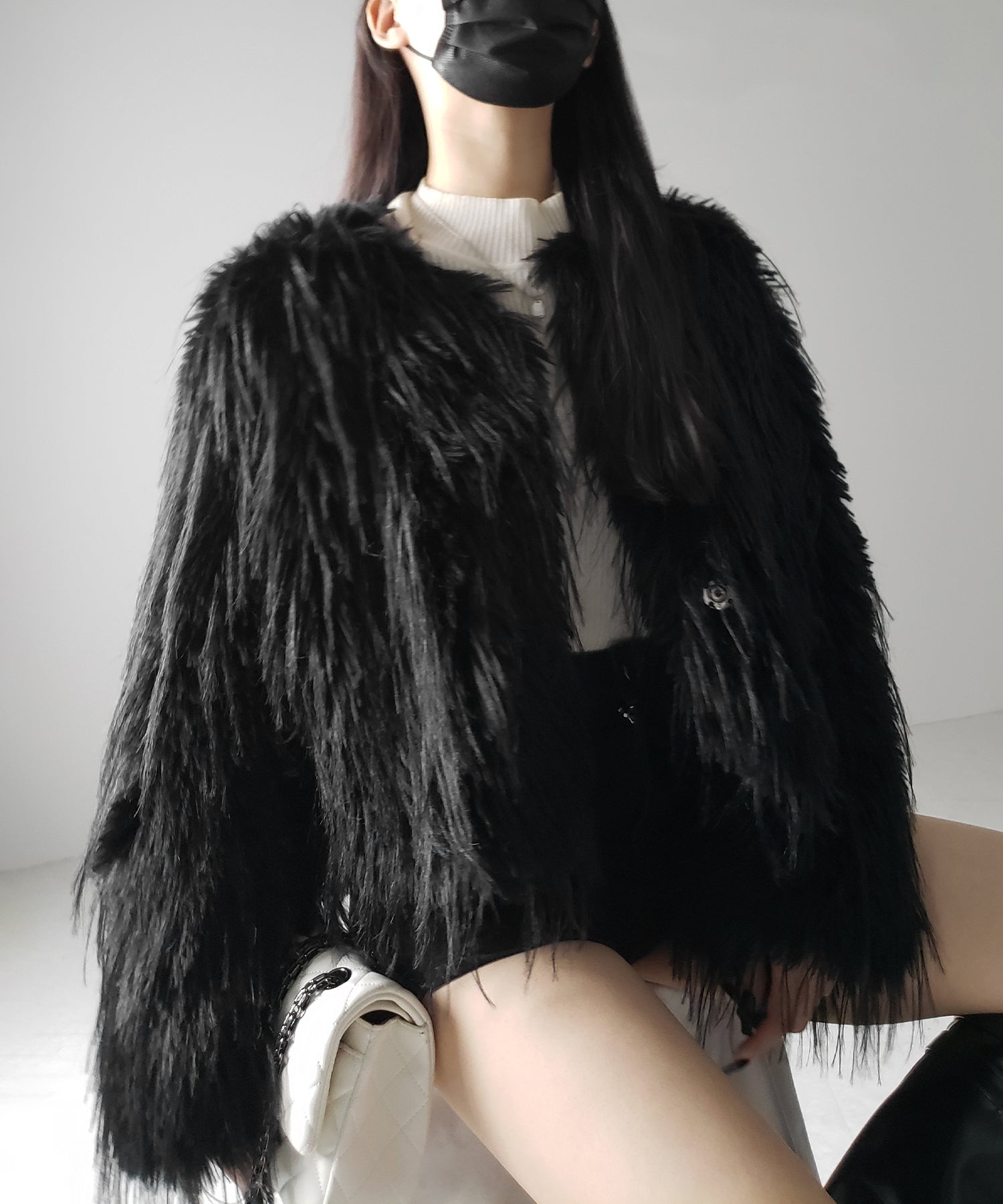 2color 】ボリュームリッチロングフェイクファーコート ／ volume  
