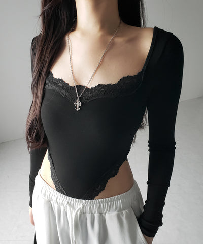 【 ２color 】カットアウトレースポイントボディスーツトップス ／cutout lace point bodysuit tops