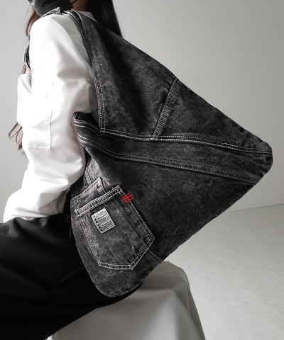 【 ２color 】リメイクウォッシュトライアングルデニムショルダーバッグ ／ remade wash triangle denim shoulder bag