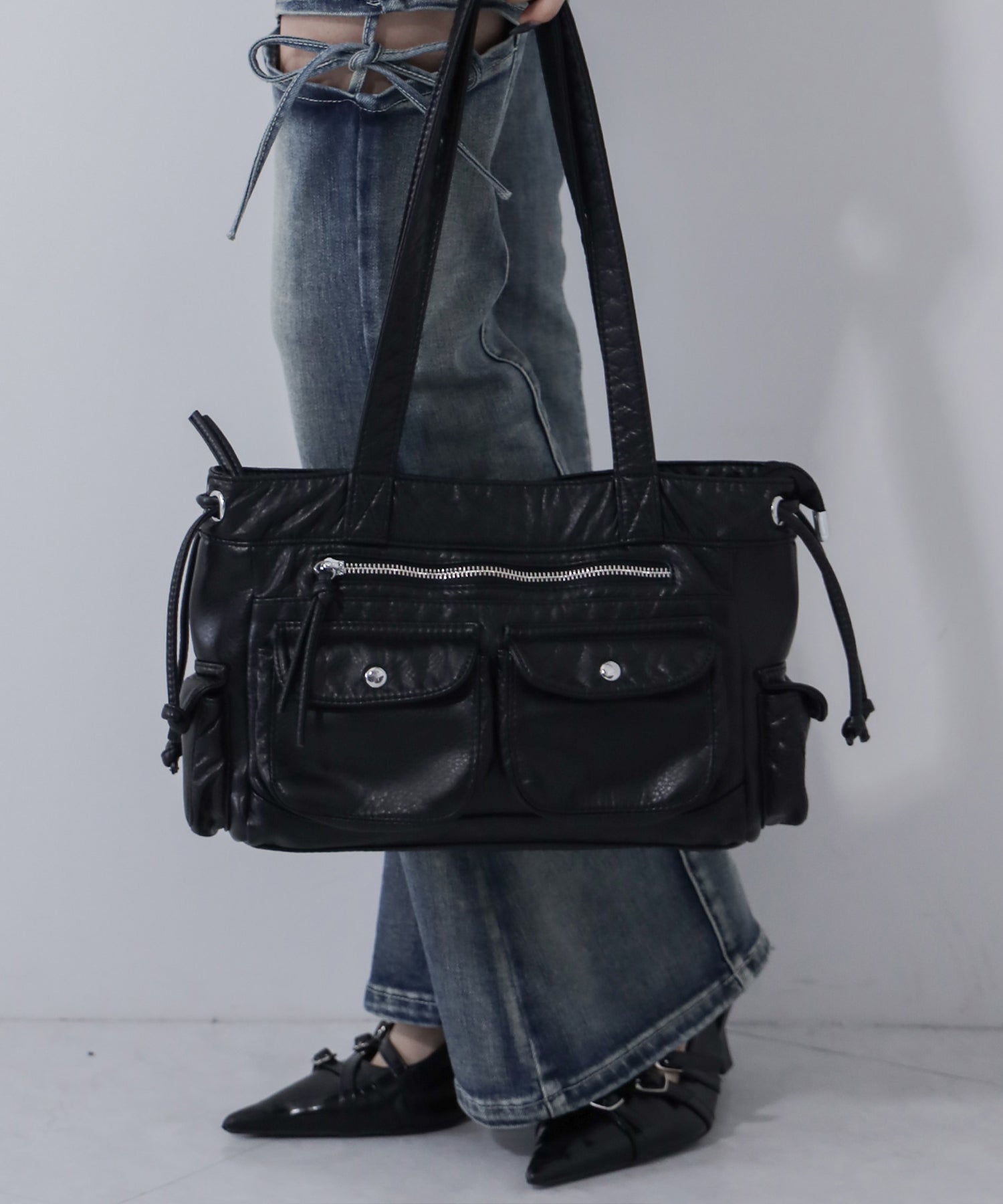 【 ３color 】アウトポケットジップアップエンボスヴィンテージハンドバッグ ／ out pocket zipup embossed vintage handbag