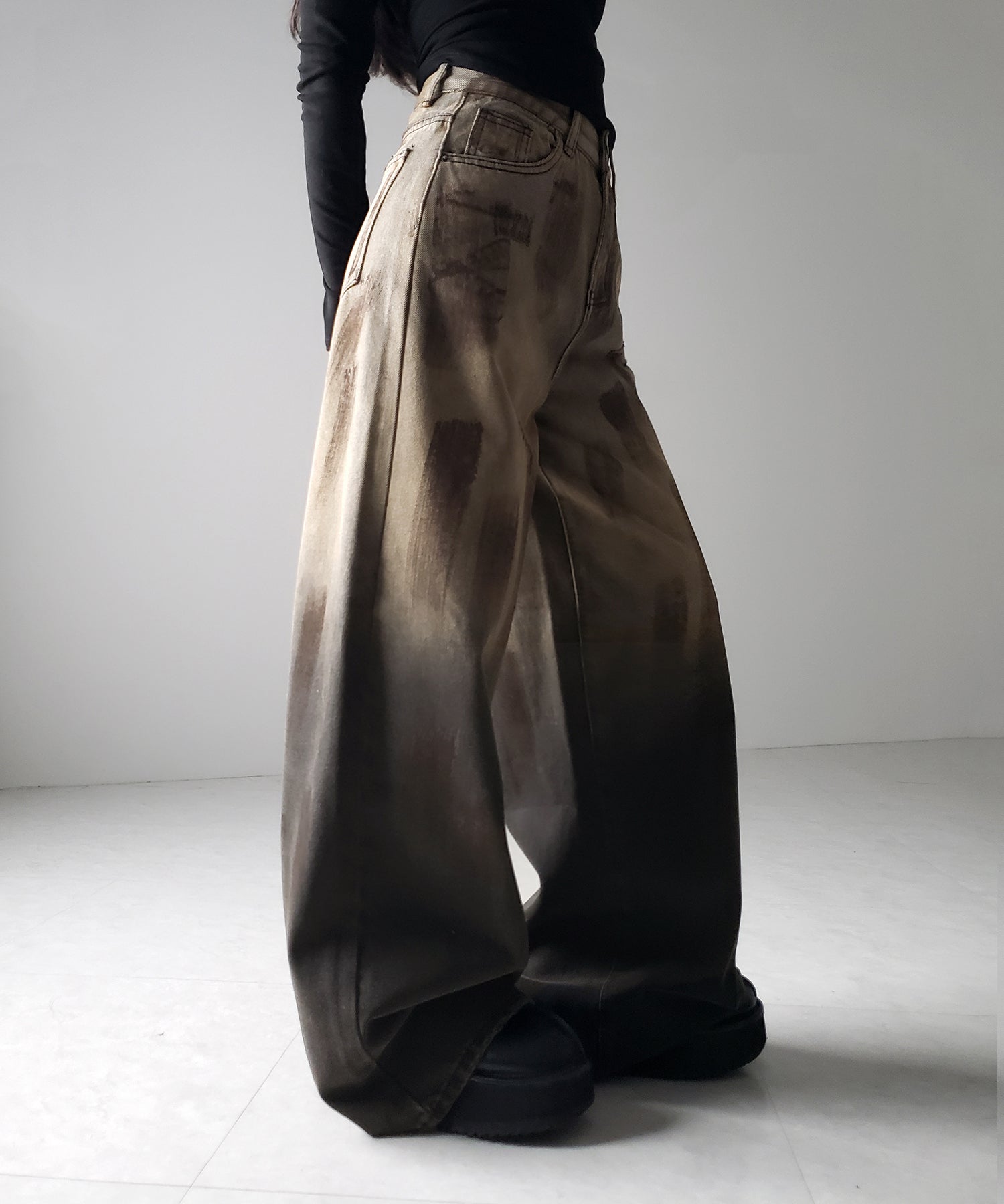 【 ２color ／ ４size 】ヴィンテージペイントグラデーションワイドデニムパンツ ／ vintage paint gradation wide denim pants