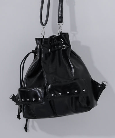 【 ２WAY 】フェイクレザースタッズポケット巾着ショルダーバッグ ／ ( 2WAY ) fake leather studs pocket drawstring shoulder bag