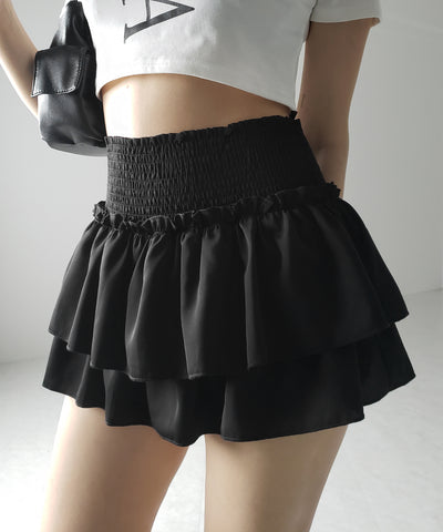 【 ３color ／ ３size 】２段フリルシャーリングミニスカパン ／ double frill shirring mini skirt pants