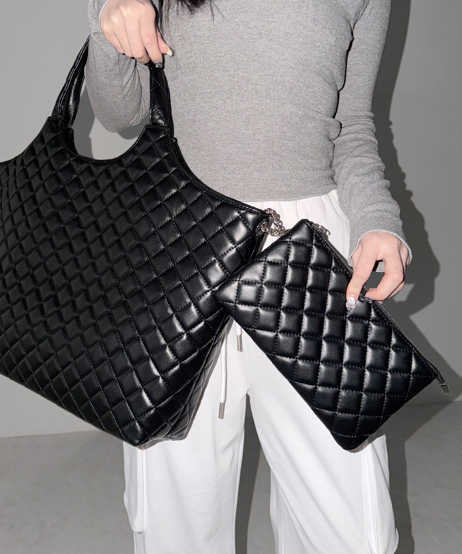 【 A4収納可 】フェイクレザーキルティングトートバッグ ／ fake leather quilted tote bag