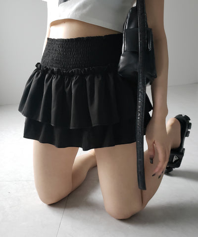 【 ３color ／ ３size 】２段フリルシャーリングミニスカパン ／ double frill shirring mini skirt pants