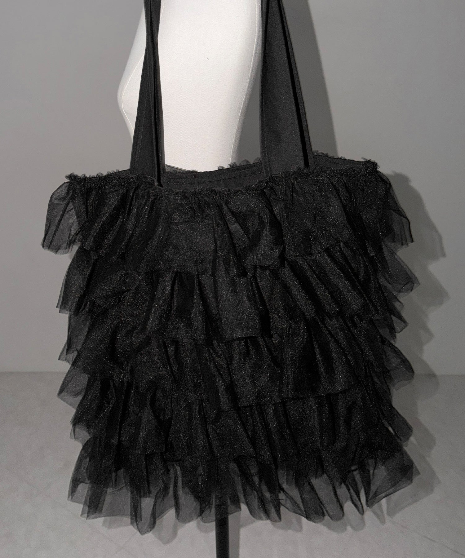 【 3color ／ A4収納可 】チュールフリルスクエアトートバッグ ／ tulle frill square tote bag