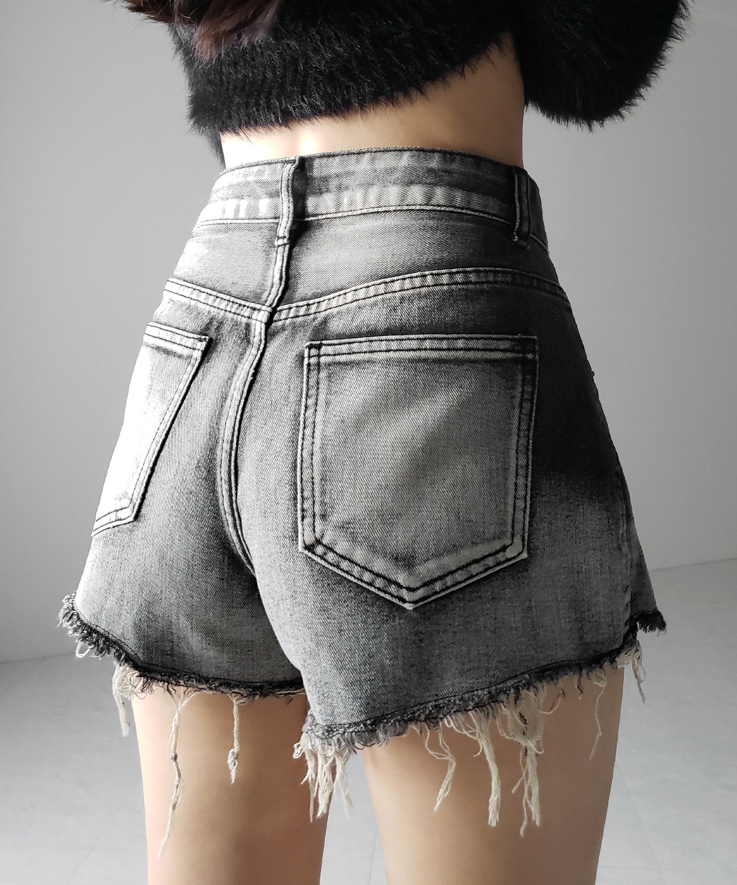 【 ２color 】クラッシュダメージブリーチデニムショートパンツ ／ crush damaged bleach denim short pants
