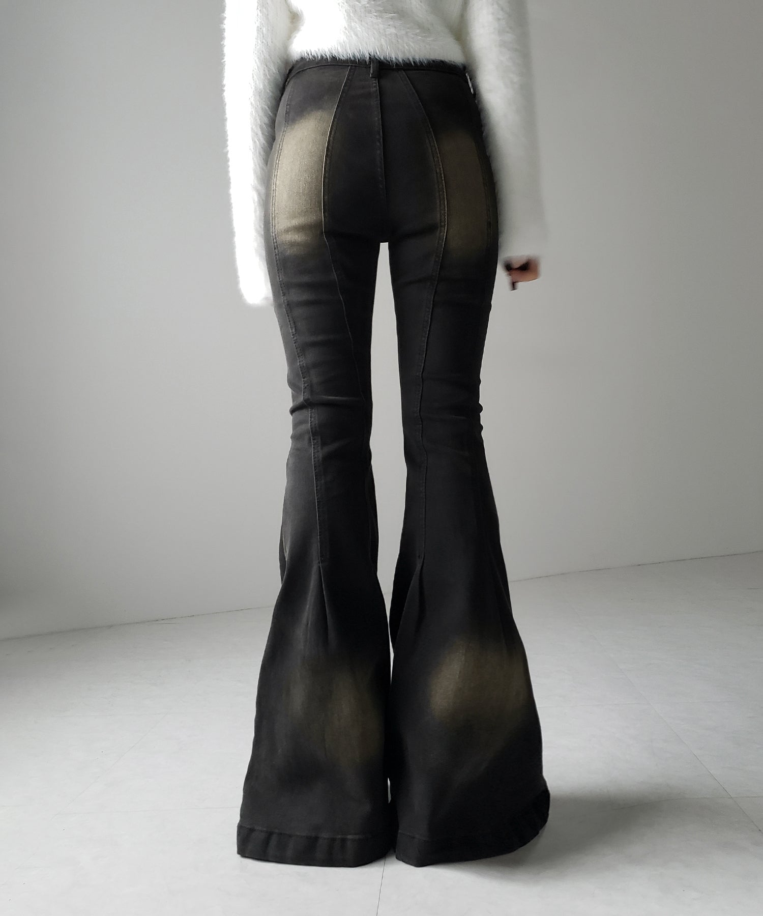 【４size 】ヴィンテージライクストレッチブラックフレアデニム ／ vintage like stretch black flare denim