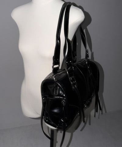 【 ショルダーストラップ付き２WAY 】レースアップベルテッドフリンジボストンショルダーバッグ／lace up belted fringe boston shoulder bag