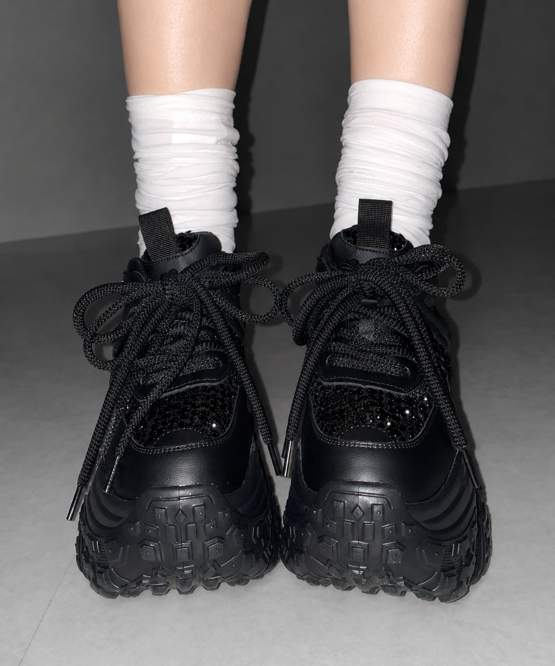 【 +10.5cm盛れ 】スパンコールレースアップ厚底スニーカー ／ +10.5cm spangle lace-up platform sneakers