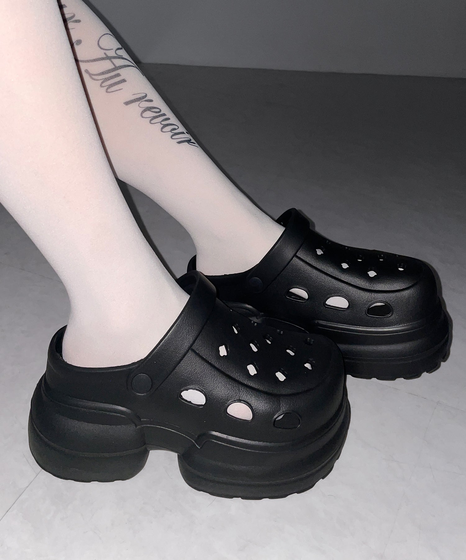 厚底クロッグサンダル ／ Platform clog sandals