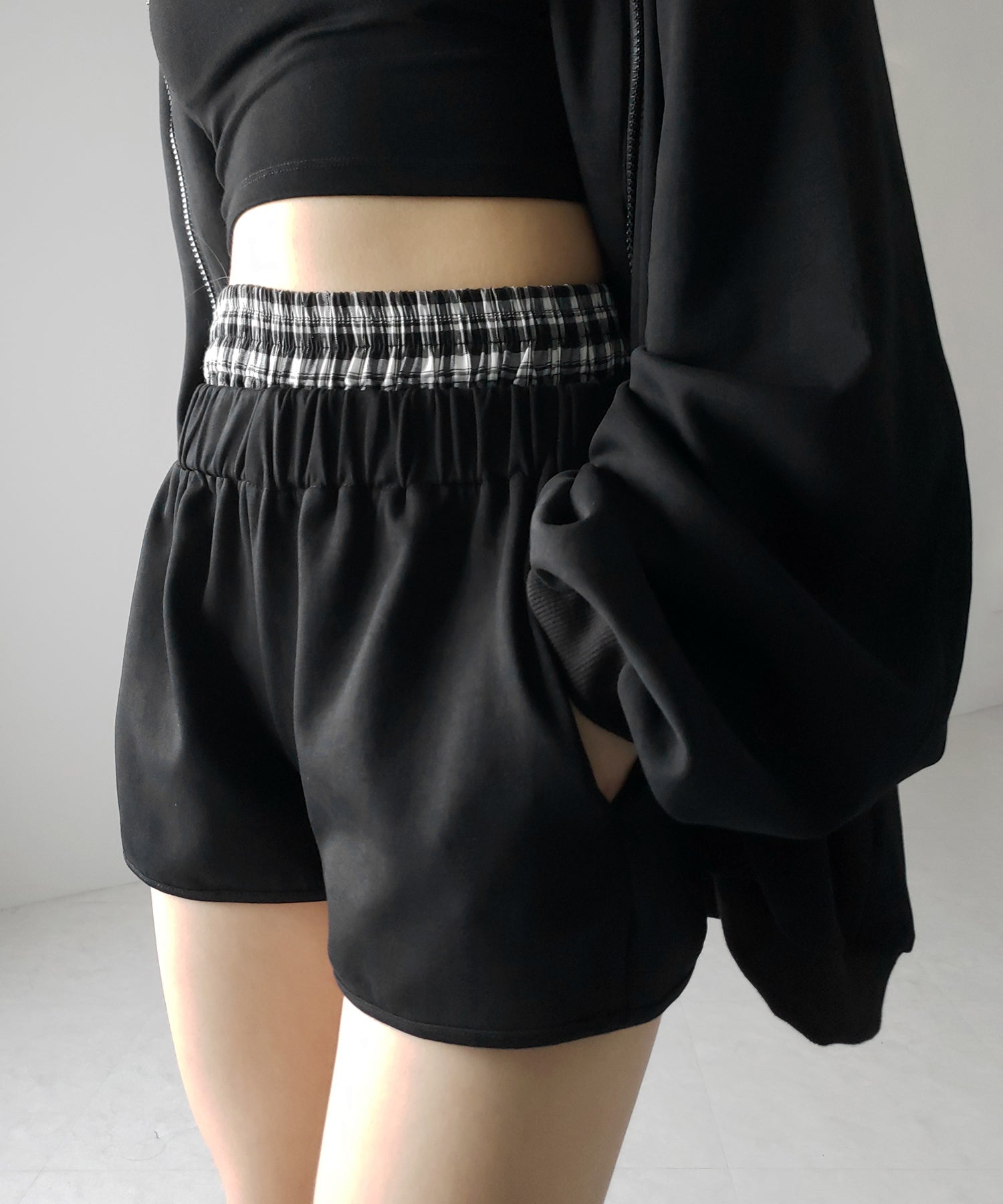 【 ３点セット 】BIGシルエットパーカー ＋ ショートパンツ ＋ レッグカバー SET ／ big silhouette hoodie + short pants + leg covers