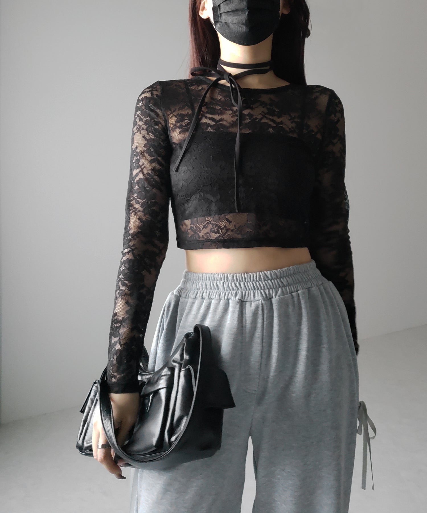 【 ２color 】ストラップリボンショートレーストップス ／ strap ribbon short lace tops