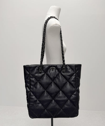 【 A4収納可 】キルティングスクエアチェーンバッグ/ quilted square chain bag