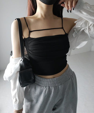 【 カップ付き／２WAY 】ラインストラップタックショートキャミソール ／ line strap tuck short camisole
