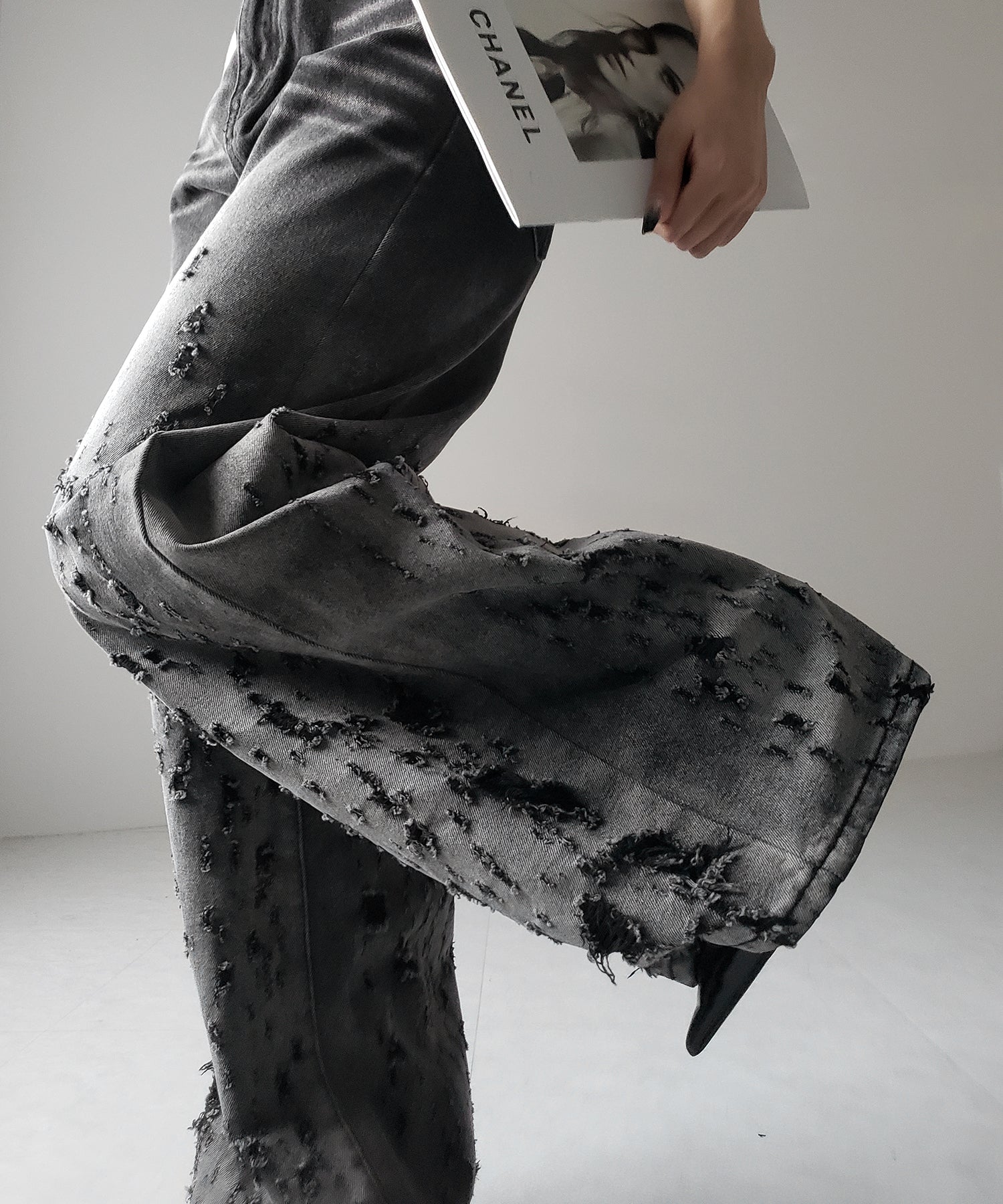 【 ２color ／ ４size 】グラデーションクラッシュダメージワイドデニムパンツ ／ gradation crash damage wide denim pants