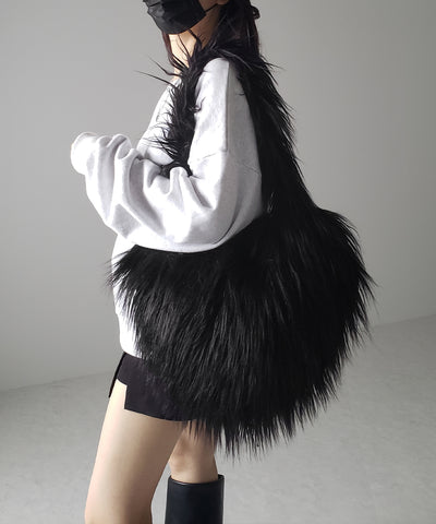 【 ４color 】シャギーファーハートショルダーバッグ ／ shaggy fur heart shoulder bag