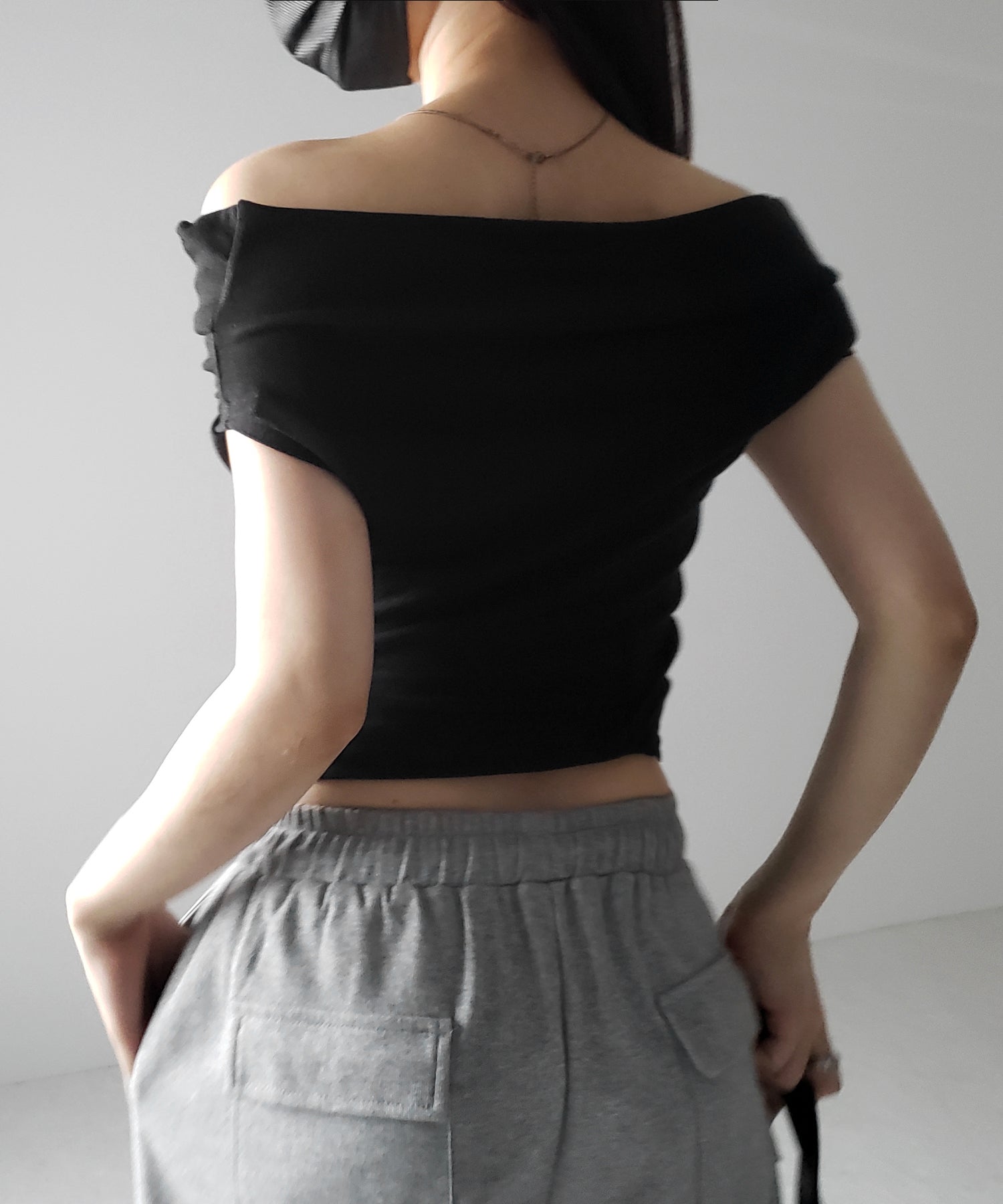 【 ２color 】オフショルギャザーノースリーブトップス ／ off shoulder gather nosleeve tops