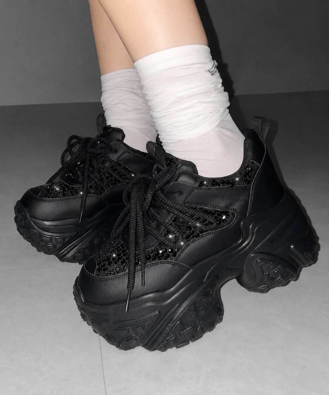【 +10.5cm盛れ 】スパンコールレースアップ厚底スニーカー ／ +10.5cm spangle lace-up platform sneakers
