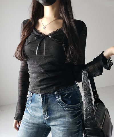 フロントリボンレイヤードレーストップス ／ front ribbon layered lace tops