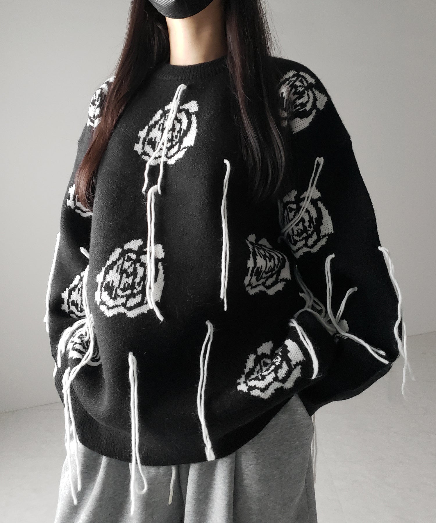 バラジャガードフリンジビッグシルエットニット ／ rose jacquard fringe big silhouette knit