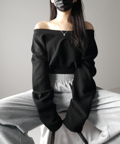 【 2color 】オフショルダーショートスウェットライクトップス ／ off shoulder short sweat like tops